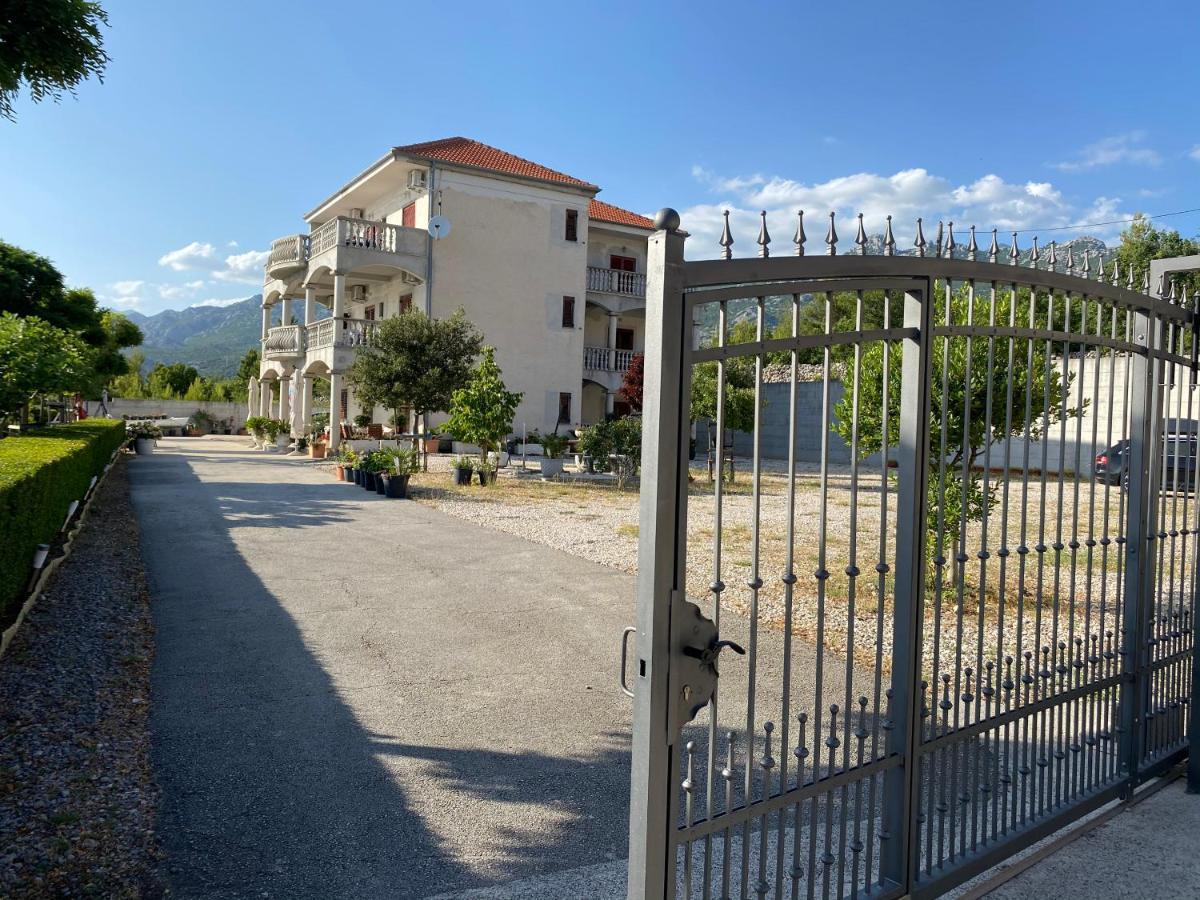 Villa Punta โรวานิสกา ภายนอก รูปภาพ